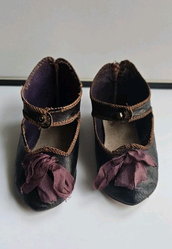 Ancienne paire chaussures - ancienne, de